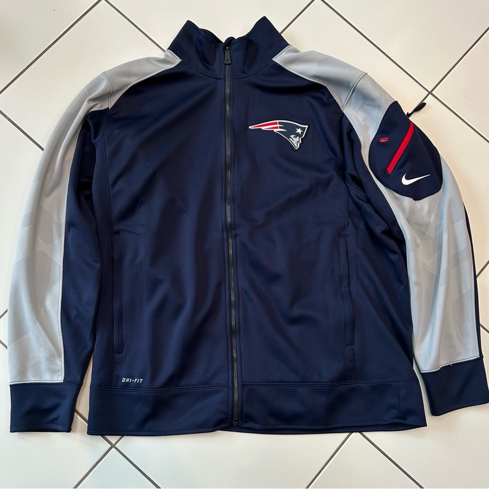 New England Patriots Nike DriFit On Field Apparel Full Zip Men’s Jacket